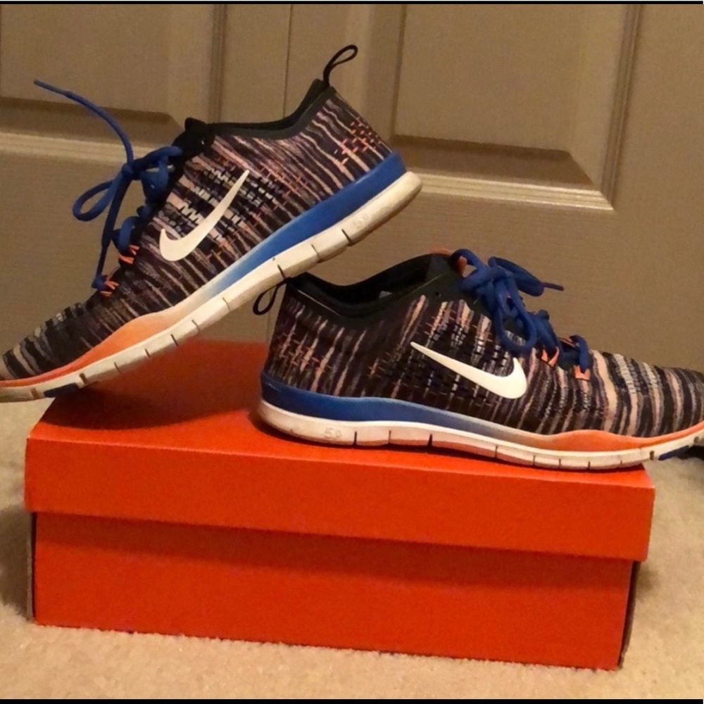 **SOLD** NIKE Free Run size 9 no box